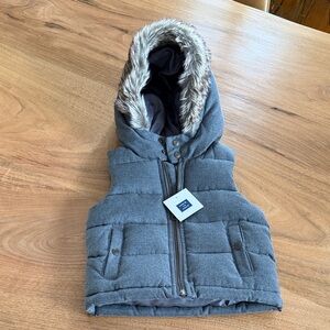Janie and Jack Toddler Gray Puffer Vest Faux Fur Hood 12-18M NWT